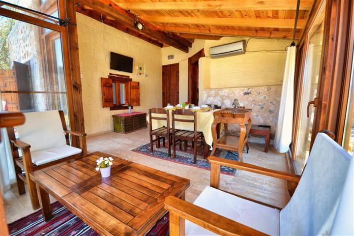 Kilim Kaya Villas Kinali  Εξωτερικό φωτογραφία